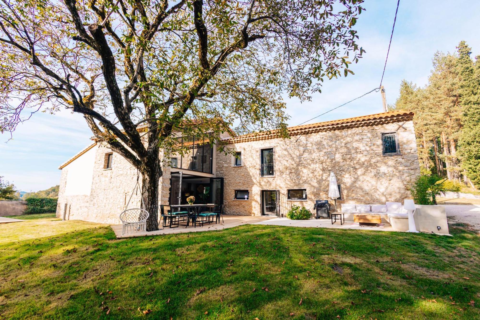 Le Gite D Ici Et D Ailleurs Ariege Pyrenees Baulou Exterior photo